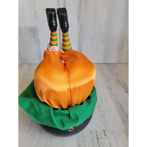 Gemmy Animated kicking witch cauldron Halloween prop - Picture 4 of 9